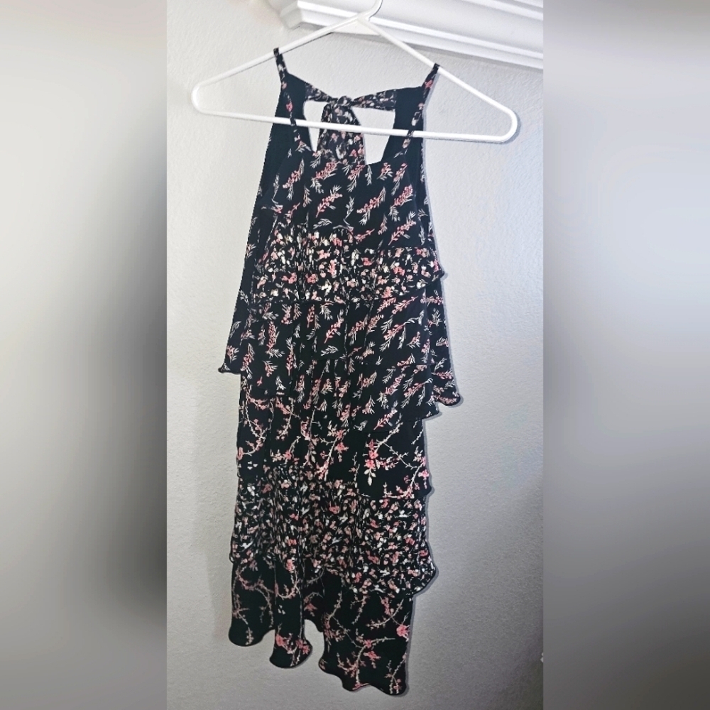 WHITE HOUSE BLACK MARKET RUFFLE TIER DRESS SZ 2 FLORAL
